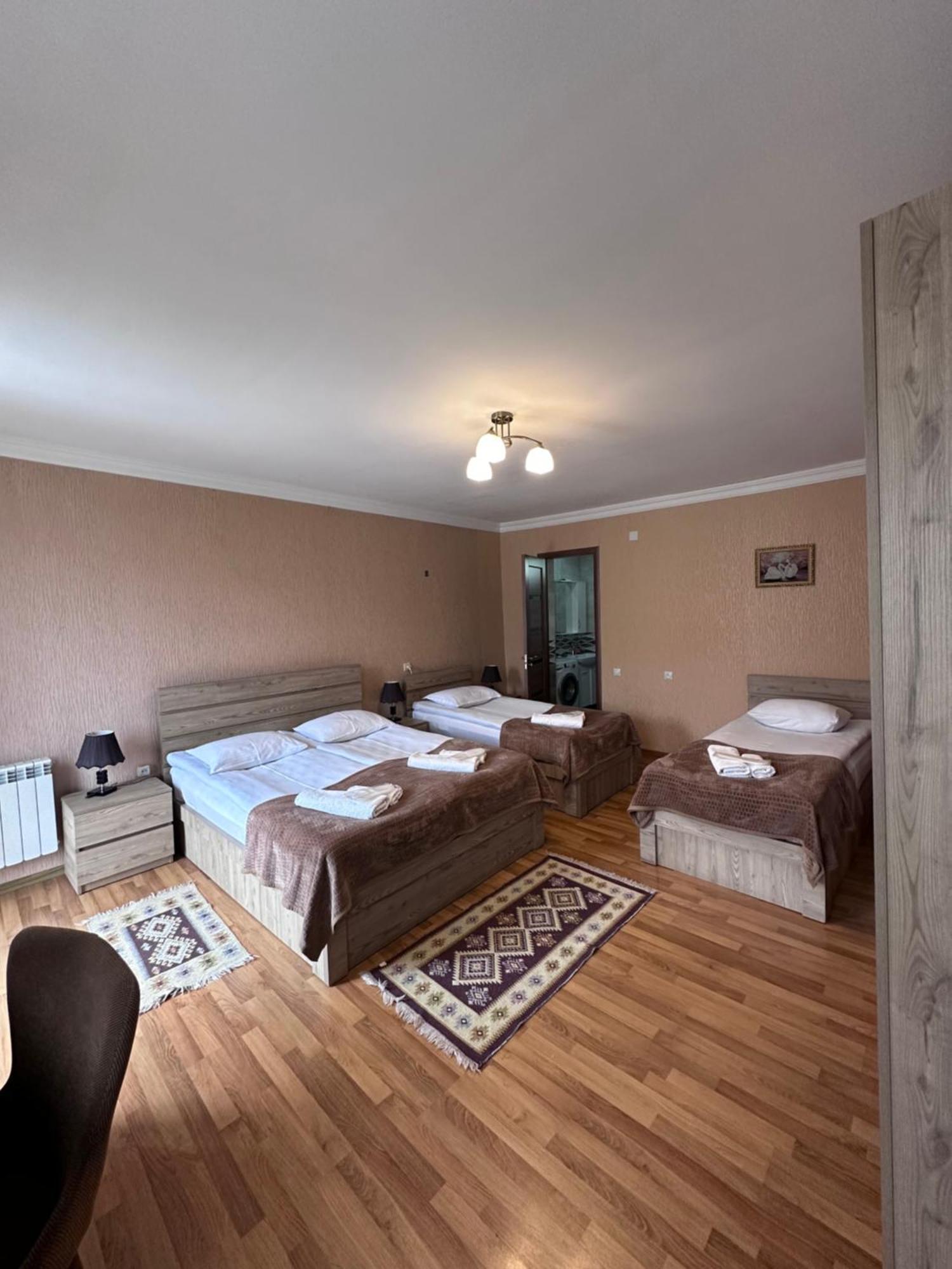 Kazbegi Guide Hotel Eksteriør billede